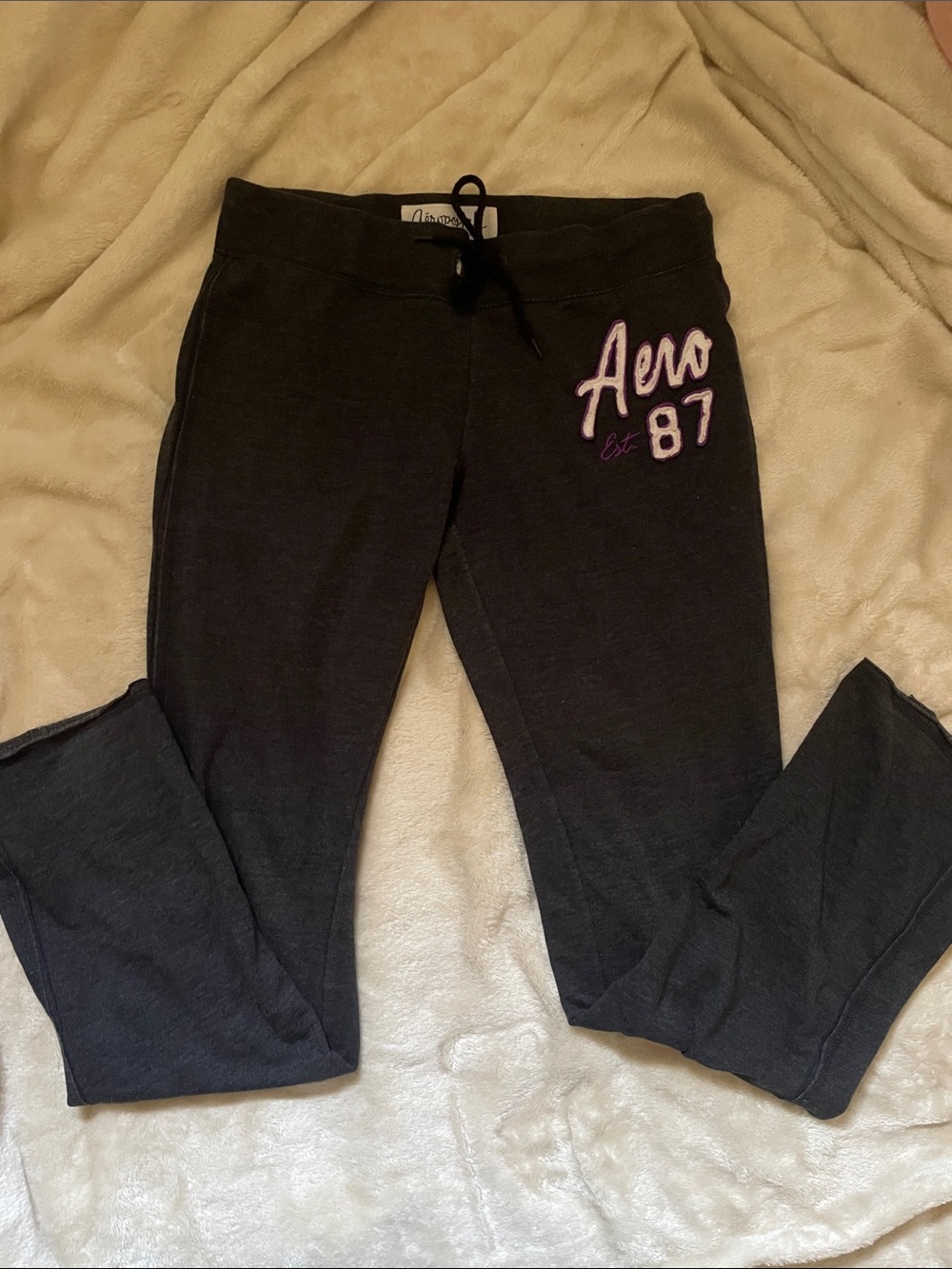 Aeropostale Black Jogger Sweatpants with Pink & White 'Aero 87' Logo